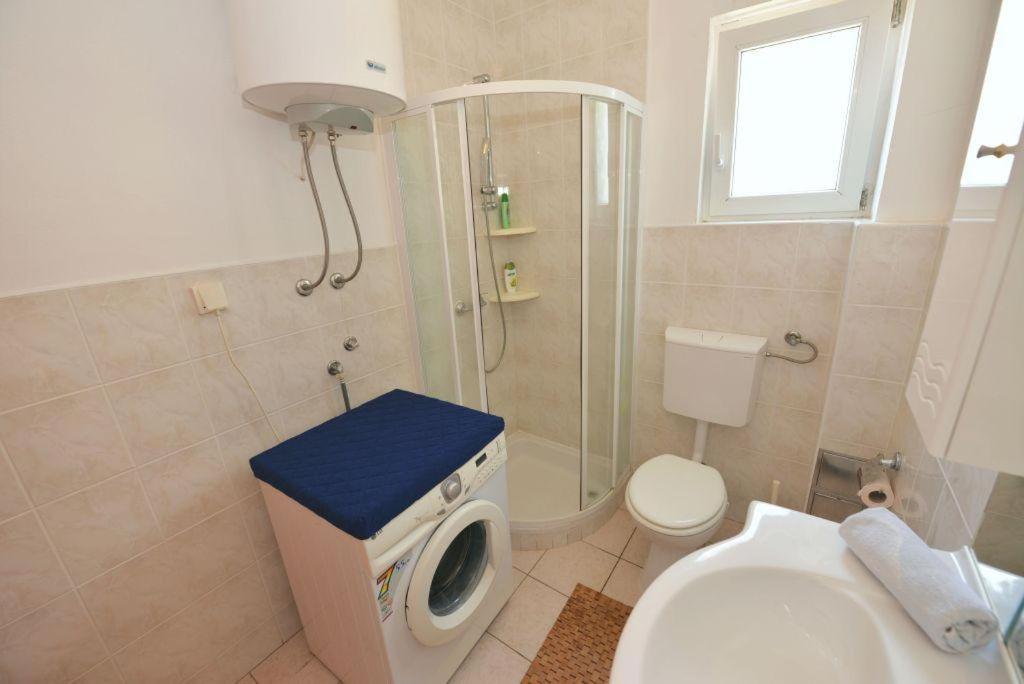 Apartment Nano-Maris โนวาลยา ภายนอก รูปภาพ